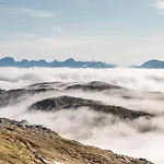 Charming House In Fjord Lofoten بيت للعطل *