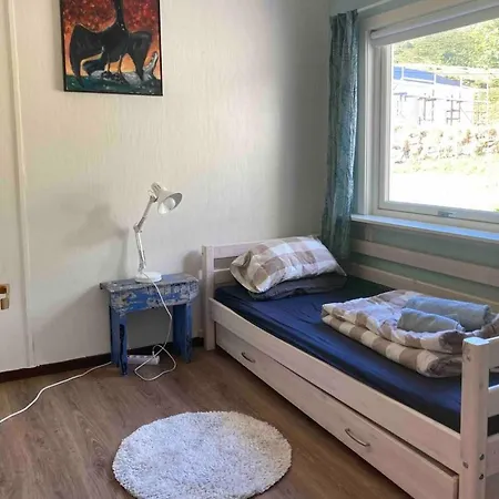 Charming House In Fjord Lofoten بيت للعطل Slydalen
