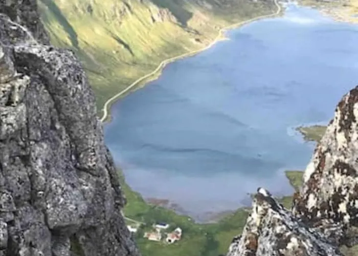 Charming House In Fjord Lofoten Casa vacanze *