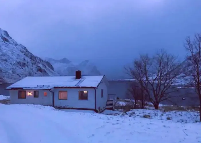 Charming House In Fjord Lofoten Casa vacanze Slydalen